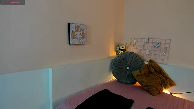 Snapshot of _Sarahh_0 chatting on September 11, 2:28 pm Sarahh 0 online show from September 11, 2:28 pm