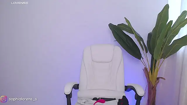 sophialorens s online show from February 27, 8:53 pm