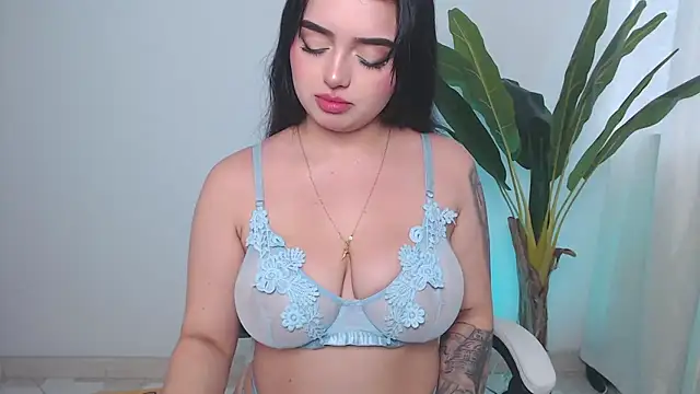 sophialorens s online show from March 5, 7:06 pm