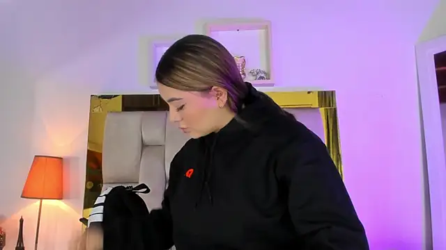 emmy r online show from January 15, 12:04 pm