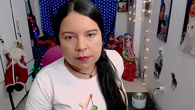 claryssa  online show from January 1, 11:07 pm