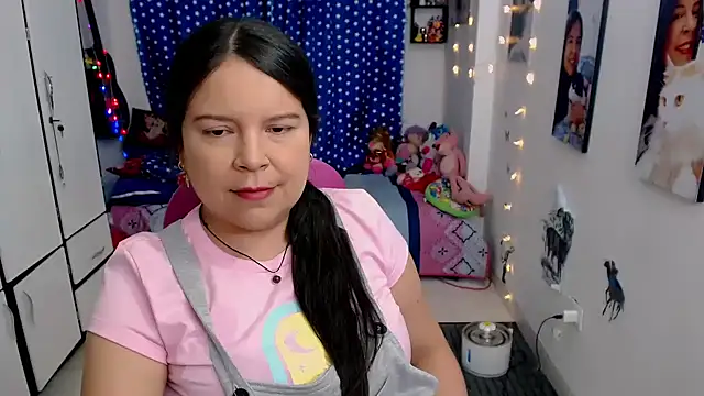 claryssa  online show from January 17, 11:51 pm