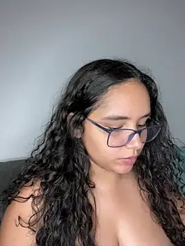 CurlyGirl 1 online show from January 24, 5:42 pm