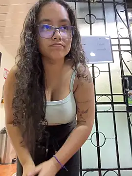 CurlyGirl 1 online show from February 12, 1:48 pm