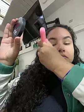 CurlyGirl 1 online show from February 19, 11:28 am