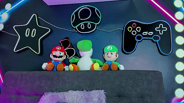 CristalCornner  online show from February 12, 7:45 pm