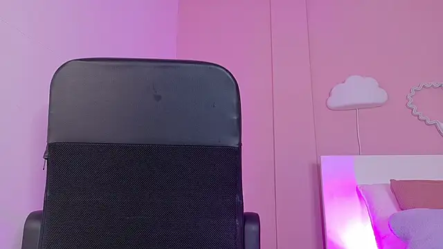 CristalCornner  online show from October 17, 7:38 pm