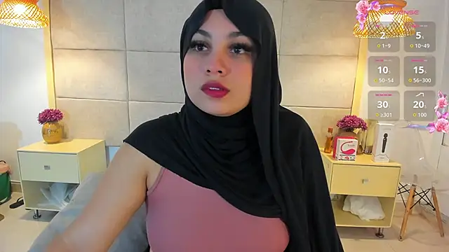 Snapshot of _anjum_ chatting on October 8, 9:18 am anjum online show from October 8, 9:18 am