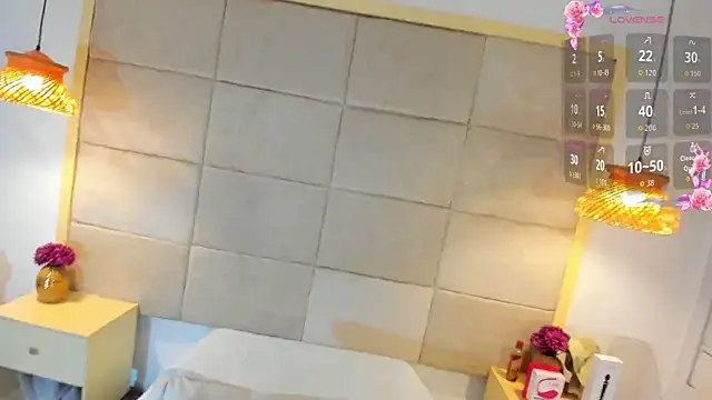 Snapshot of _anjum_ chatting on October 14, 9:21 am anjum online show from October 14, 9:21 am