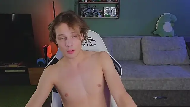 TeddyLiLboy online show from October 17, 3:47 pm