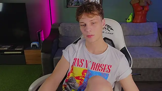 TeddyLiLboy online show from November 5, 4:29 pm