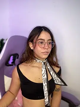 Snapshot of BlairVicent chatting on January 2, 1:08 pm BlairVicent online show from January 2, 1:08 pm