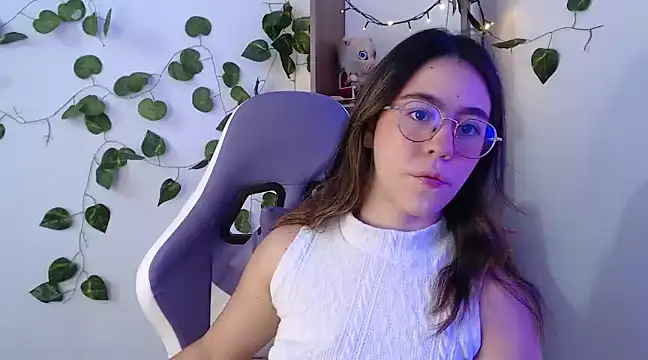 Snapshot of BlairVicent chatting on February 6, 12:05 pm BlairVicent online show from February 6, 12:05 pm