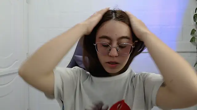 Snapshot of BlairVicent chatting on September 22, 1:46 pm BlairVicent online show from September 22, 1:46 pm