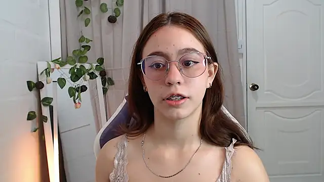 Snapshot of BlairVicent chatting on November 12, 1:33 pm BlairVicent online show from November 12, 1:33 pm