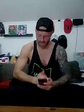 Snapshot of eltoulou chatting on February 1, 5:39 am eltoulou online show from February 1, 5:39 am