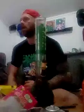 Snapshot of eltoulou chatting on February 5, 11:50 pm eltoulou online show from February 5, 11:50 pm