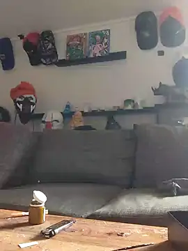 Snapshot of eltoulou chatting on February 11, 1:51 pm eltoulou online show from February 11, 1:51 pm