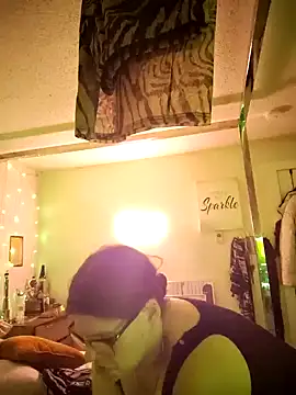 BeckiTooSweet online show from December 31, 11:53 am