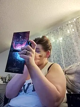 BeckiTooSweet online show from February 25, 10:47 am