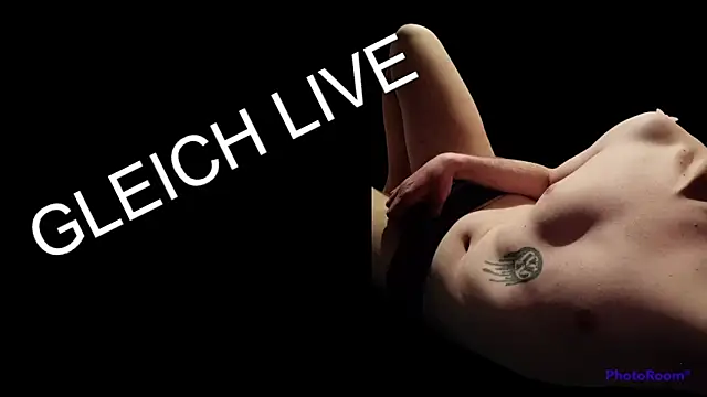 Snapshot of Markxen_cam chatting on September 27, 1:43 am Markxen cam online show from September 27, 1:43 am