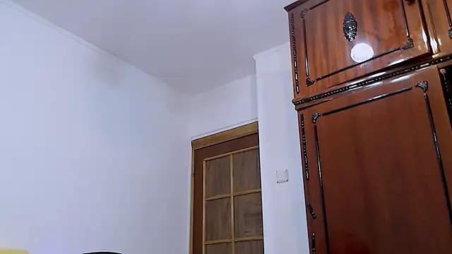 Catlady333 online show from November 14, 8:07 pm