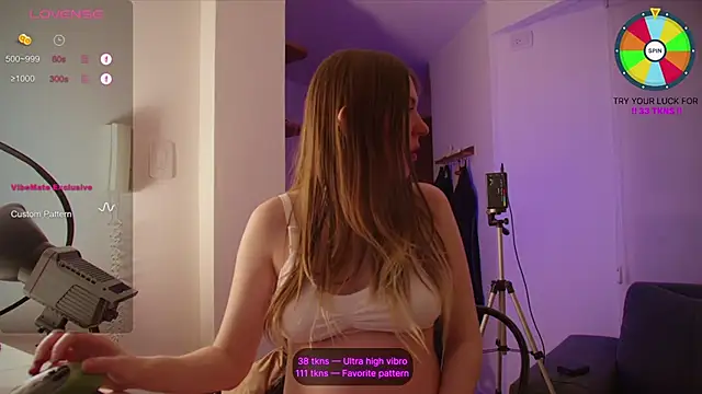 Snapshot of VunderSEX chatting on December 31, 11:39 pm VunderSEX online show from December 31, 11:39 pm