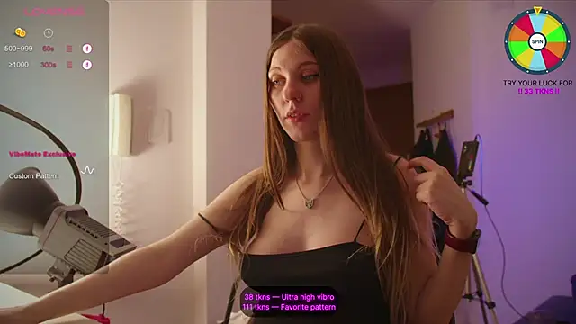 Snapshot of VunderSEX chatting on January 1, 7:21 pm VunderSEX online show from January 1, 7:21 pm