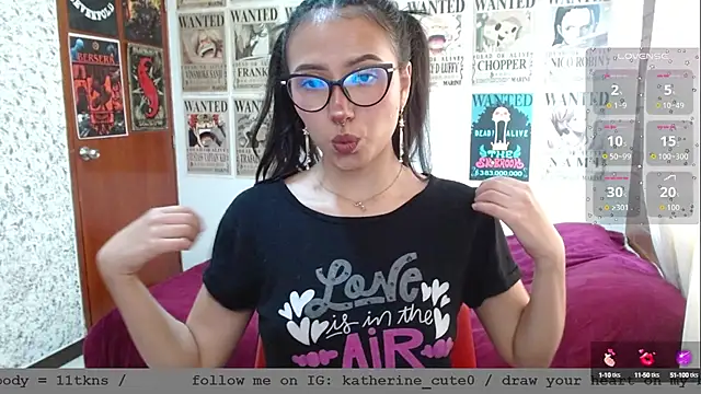 Snapshot of wild_kittys chatting on September 21, 8:54 pm wild kittys online show from September 21, 8:54 pm