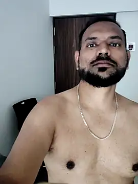 lovbombayduck11 online show from September 17, 3:52 am