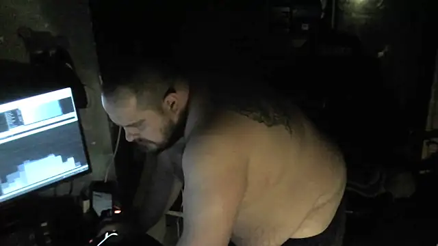 perversalus online show from December 17, 1:29 am