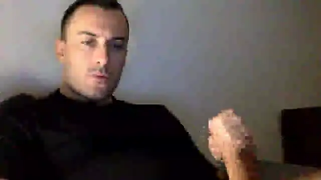 Snapshot of mainnrd chatting on October 4, 4:21 am mainnrd online show from October 4, 4:21 am