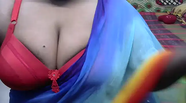 Snapshot of cutegirl_1212 chatting on February 28, 3:04 pm cutegirl 1212 online show from February 28, 3:04 pm