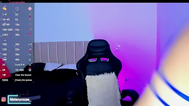 melanyrouse1 online show from February 15, 7:17 pm