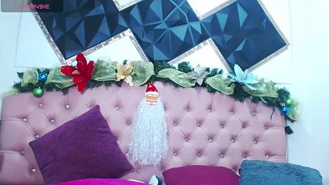 Snapshot of andrea_safeira_doll chatting on December 21, 7:16 pm andrea safeira doll online show from December 21, 7:16 pm