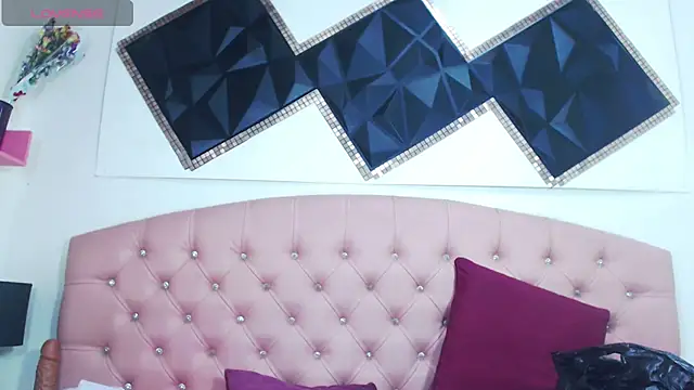 Snapshot of andrea_safeira_doll chatting on January 28, 3:36 am andrea safeira doll online show from January 28, 3:36 am