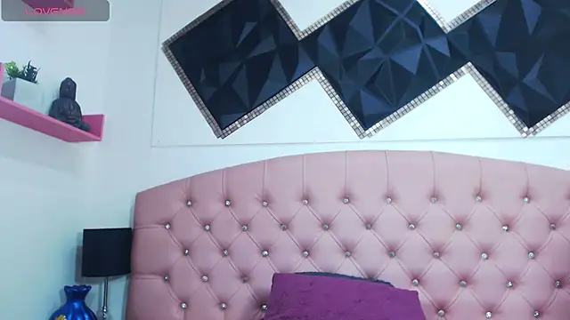 Snapshot of andrea_safeira_doll chatting on March 14, 8:28 pm andrea safeira doll online show from March 14, 8:28 pm