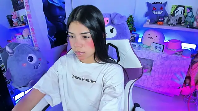 cutestephuwu online show from December 4, 4:21 am