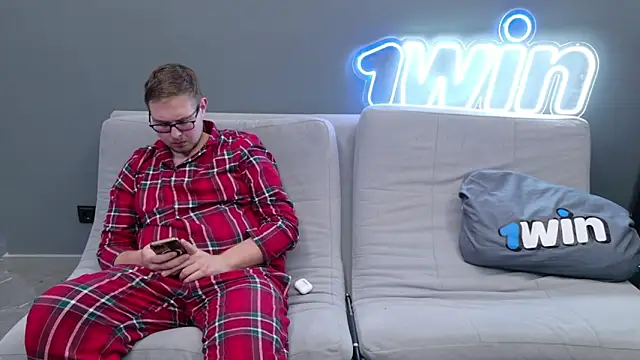 Ksenny online show from January 8, 2:25 pm