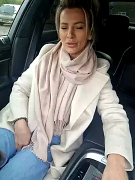 SweetMonicaUK online show from January 21, 11:56 am