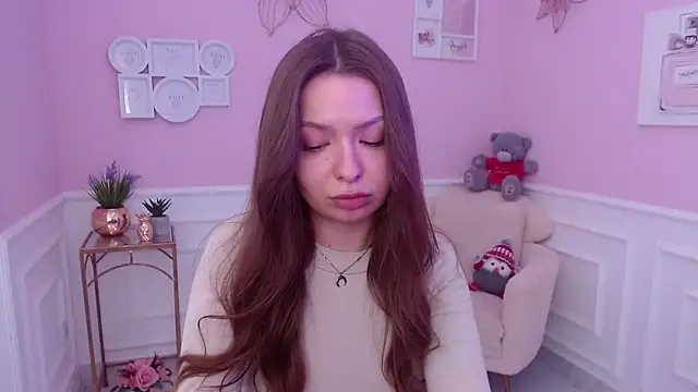 LucySkilar online show from February 2, 9:08 am