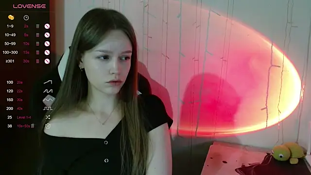 Snapshot of amelia_sweeti chatting on October 22, 8:19 pm amelia sweeti online show from October 22, 8:19 pm