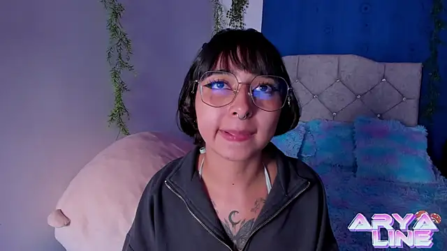 arysUwU online show from March 8, 6:54 am