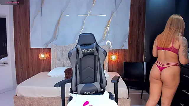 mia 18v online show from March 7, 8:22 pm