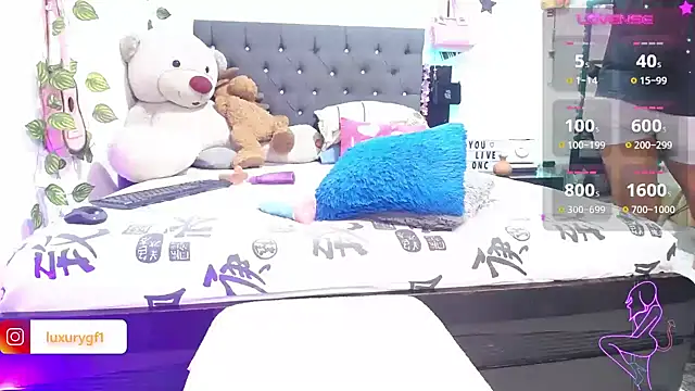 Pocahontaslovex online show from December 5, 12:30 am