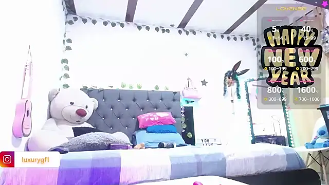 Pocahontaslovex online show from January 1, 4:18 am