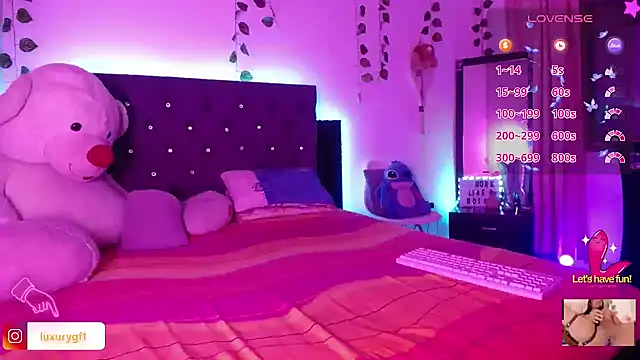 Pocahontaslovex online show from September 27, 6:18 am