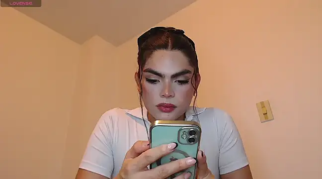 cheryl blossom69 online show from January 15, 11:08 pm