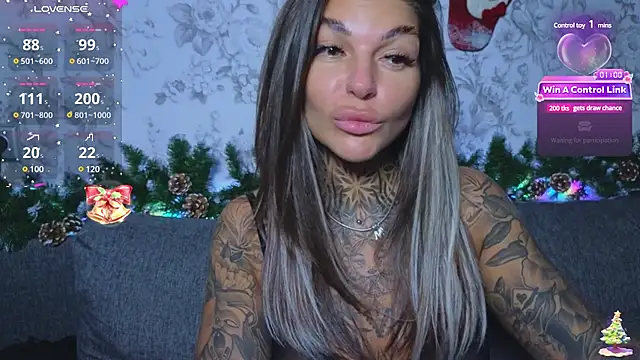 tattooedBabyy online show from December 23, 11:36 am
