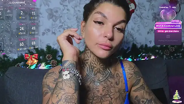 tattooedBabyy online show from December 25, 4:22 pm